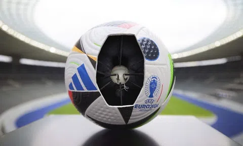 'FUSSBALLLIEBE': Trái bóng chính thức của Euro 2024