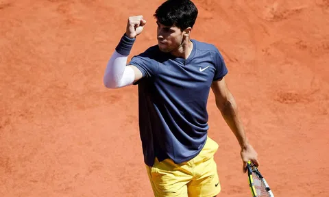 Carlos Alcaraz vươn lên vị trí số 2 thế giới