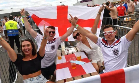 Tài xế có thể bị phạt hơn 1.000 Bảng vì treo cờ trong thời gian diễn ra Euro 2024