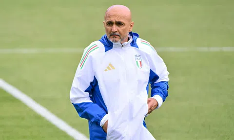 HLV Spalletti: 'Italia đang sống trong mơ'