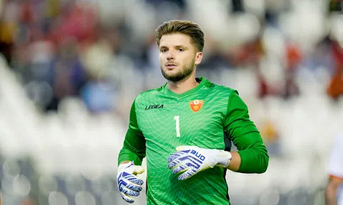 Thủ môn của đội bóng hạng Nhất Anh qua đời