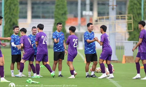 HLV U19 Việt Nam thừa nhận áp lực khi thay Hoàng Anh Tuấn