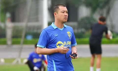 HLV SLNA được gọi lên U16 Việt Nam cho giải Đông Nam Á