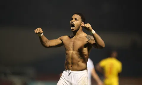 Rafaelson nói gì khi lập kỷ lục vô tiền khoáng hậu ở V-League?