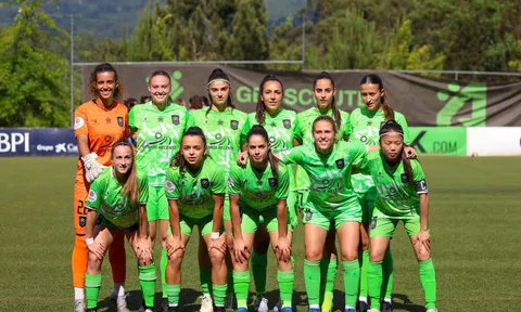 VIDEO: Huỳnh Như bị VAR ngoảnh mặt, Lank FC lại thoát hiểm