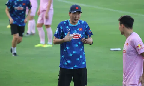 HLV Kim Sang Sik giúp ĐT Việt Nam thăng hạng FIFA?