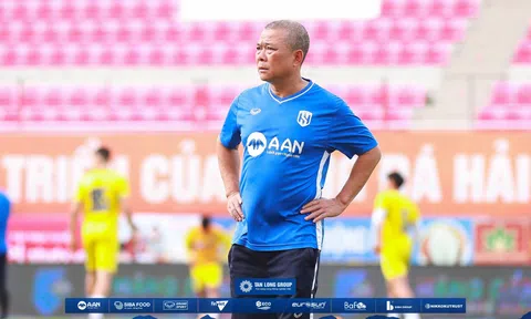 HLV SLNA nói gì khi trụ hạng thành công với kịch bản khó tin?