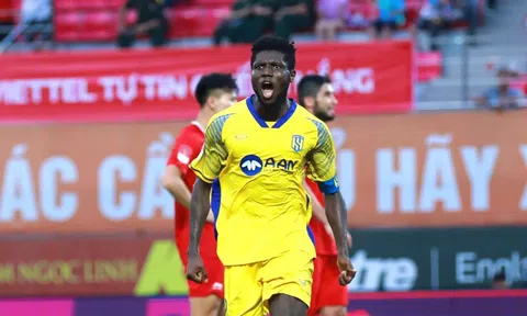 Thắng bất ngờ Viettel, SLNA chính thức trụ hạng thành công