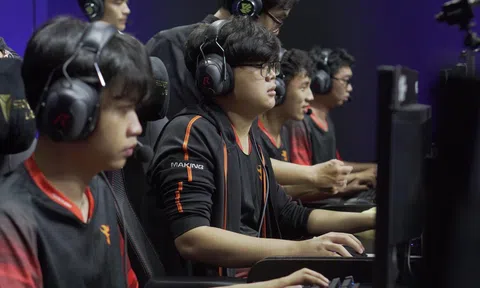 LMHT: Một đội tuyển VCS công khai lương tuyển thủ