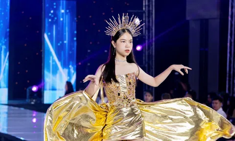 Mẫu nhí Vân Khánh tự tin sải bước tại tuần lễ thời trang Bangkok Kids International Fashion Week 2023