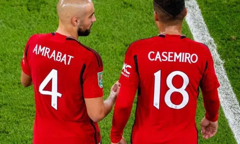 Điều kiện để Sofyan Amrabat đá cặp cùng Casemiro