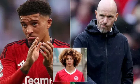 Sau Jadon Sancho, HLV Ten Hag bất ngờ để sao trẻ từng ăn tập ở Việt Nam rời MU