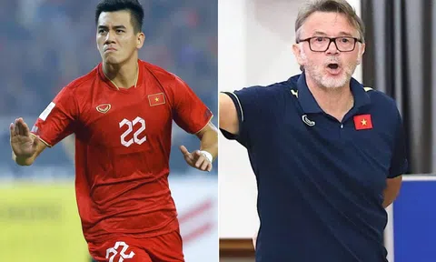 Chân sút số một ĐT Việt Nam bị nhắc nhở, HLV Troussier thay đổi danh sách triệu tập vào phút chót?
