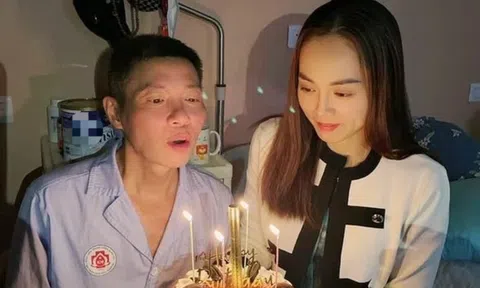 Phản ứng của vợ NSND Công Lý khi được trai lạ làm quen