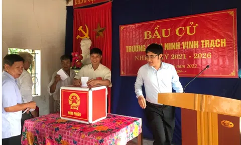 Nhiệm kỳ của Trưởng thôn, Tổ trưởng tổ dân phố: Quyền hạn, chức năng và mức phụ cấp mỗi tháng là bao nhiêu?