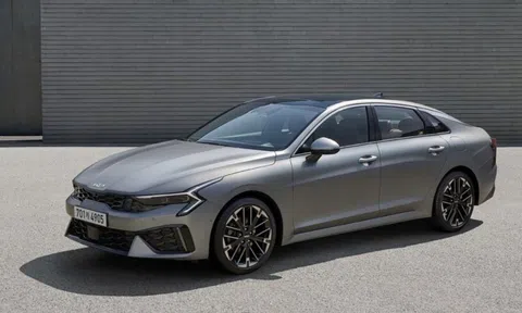 Kia K5: Diện mạo trẻ trung, hiện đại nhưng giá chỉ nhỉnh hơn Toyota Vios?