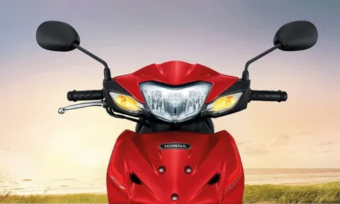 'Đặt lên bàn cân' so sánh Honda Future và Honda Wave Thái 125: Phái mạnh 'mê' mẫu nào hơn?