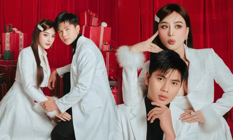 Lâm Khánh Chi khoe bộ ảnh Giáng sinh bên tình tin đồn kém 21 tuổi