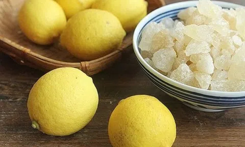 1 loại quả có sẵn trong tủ, mỗi sáng uống kèm thứ này giúp đánh bay mỡ lại vừa đẹp da chị em nên biết