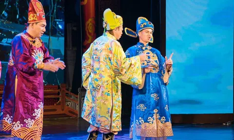 NSƯT Hoài Linh gửi quà tặng dàn diễn viên Táo quân 2024, Quang Thắng - Xuân Bắc có phản ứng gây chú ý