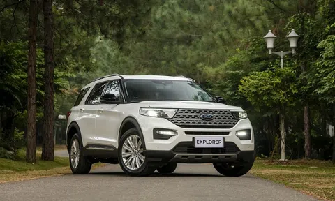 Ford Explorer giảm cực sốc hơn 400 triệu: Diện mạo chất đã đến lúc 'chốt đơn'