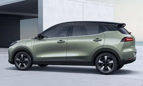 Phiên bản cập nhật của 'đàn anh' Wuling HongGuang Mini EV, giá lại cực yêu thương