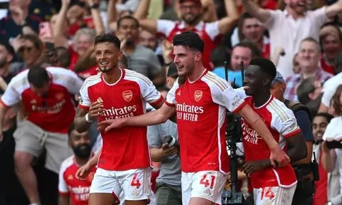 Tiết lộ gây sốc, vén màn lý do sao Arsenal cho thuyền trưởng ĐT Anh việt vị