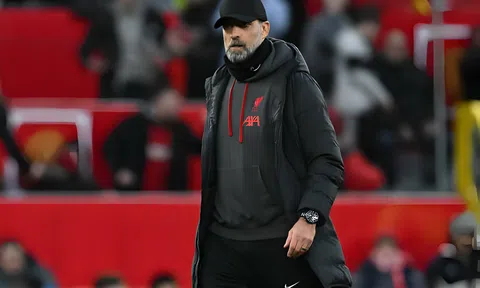 Klopp nổi đóa sau trận thua trước MU