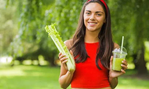 Hướng dẫn uống bột cần tây đúng cách bạn không nên bỏ qua