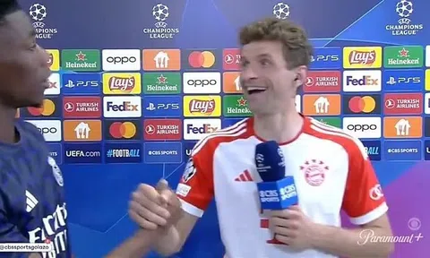 Tchouameni cố tình cản trở cuộc phỏng vấn của Thomas Muller sau trận