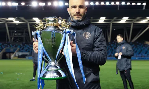 Giúp Leicester vô địch, HLV Enzo Maresca lập tức 'có cửa' dẫn CLB vĩ đại châu Âu
