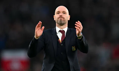 Erik ten Hag xác nhận MU muốn ký hợp đồng với tiền đạo ghi 43 bàn/mùa