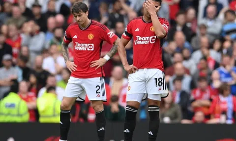 Erik ten Hag giải thích vì sao Man Utd chơi tệ mùa này