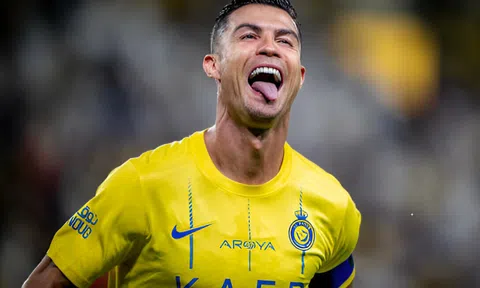 Ronaldo bỏ xa Messi, đi vào lịch sử bóng đá với loạt kỷ lục siêu khủng