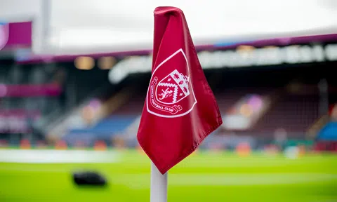 CHÍNH THỨC: Xác định cái tên thứ hai 'cuốn gói' khỏi Ngoại hạng Anh