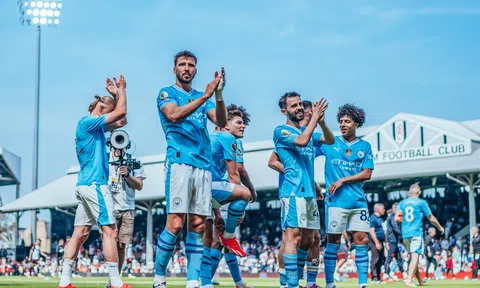 Thắng đậm Fulham, Man City làm nên lịch sử bóng đá Anh