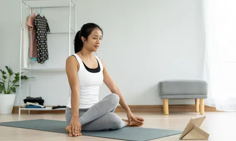 Tập yoga tại nhà đơn giản, giảm cân thần tốc