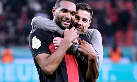 Nói lời thật lòng, trung vệ số 1 Bayern Leverkusen khiến Alonso ngất ngây