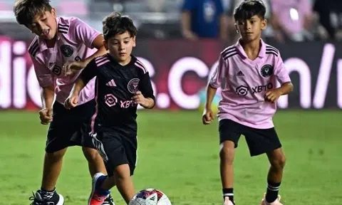 Tung tuyệt kỹ xỏ háng như cha, con trai Messi thể hiện tài năng trăm năm có 1