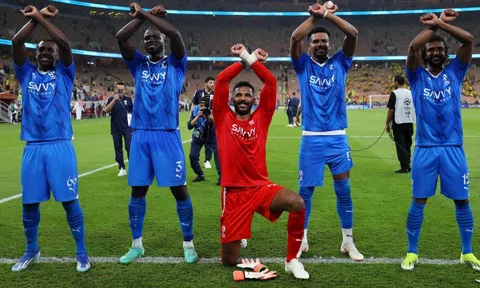 Thêm một câu lạc bộ lên ngôi vô địch bất bại ở mùa giải 2023/24