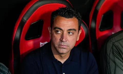 Rời Barca, Xavi vẫn kip đuổi một người đặc biệt