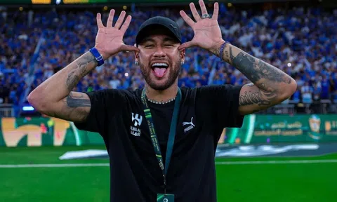 Neymar tuyên bố cứng khi giành 2 cúp dù không đá phút nào cả mùa
