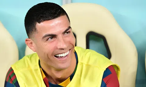 Ronaldo đập tan tranh cãi với phát biểu đi ngược thực tế