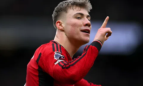 Hojlund ghi tên vào lịch sử Man Utd và Ngoại hạng Anh