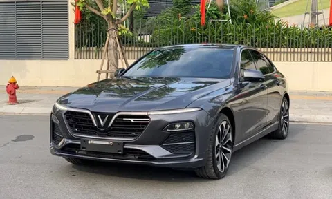 Tin xe hot 15/10: Giá xe VinFast Lux A2.0 lăn bánh rẻ ‘không thể tin nổi’ với ưu đãi dồn dập