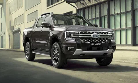 ‘Vua bán tải’ Ford Ranger phiên bản mới trình làng: Thiết kế đẹp ngất ngây, giá bán gây chấn động