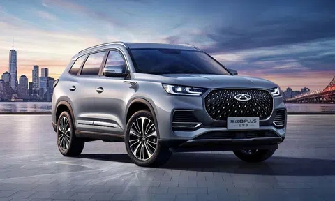 Tin xe hot 12/11: ‘Kình địch’ của Toyota Fortuner và Ford Everest ra mắt với giá chỉ 402 triệu đồng