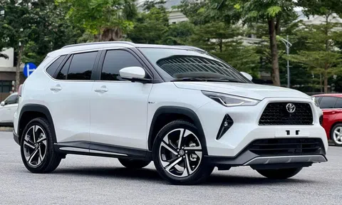 SUV ‘kế nhiệm’ Toyota Corolla Cross giảm sốc 115 triệu đồng, tặng kèm quà khủng đấu Hyundai Creta