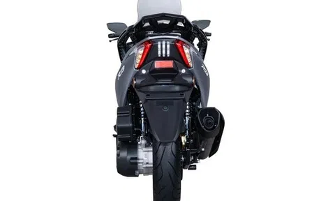 Tin xe trưa 16/1: Xe ga 250cc giá chỉ 76 triệu đồng trang bị cực khủng, dễ khiến Honda SH ‘thất thủ’