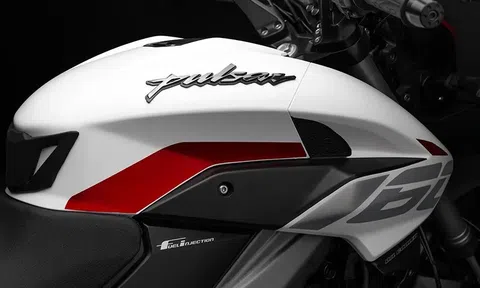 Tin xe trưa 19/2: ‘Vua côn tay 160cc’ rẻ hơn Yamaha Exciter và Honda Winner X ra mắt, có ABS 2 kênh